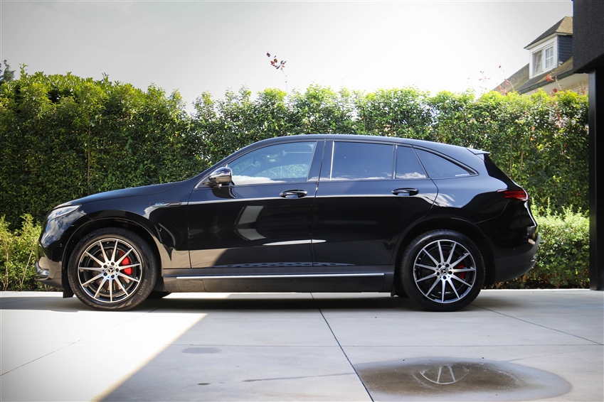 Mercedes-Benz EQC 400 AMG Line